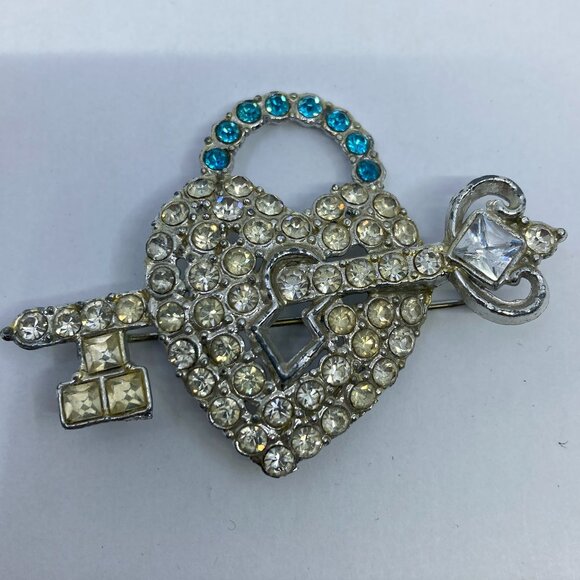 Vtg key of my heart rhinestone brooch - Picture 1 of 2
